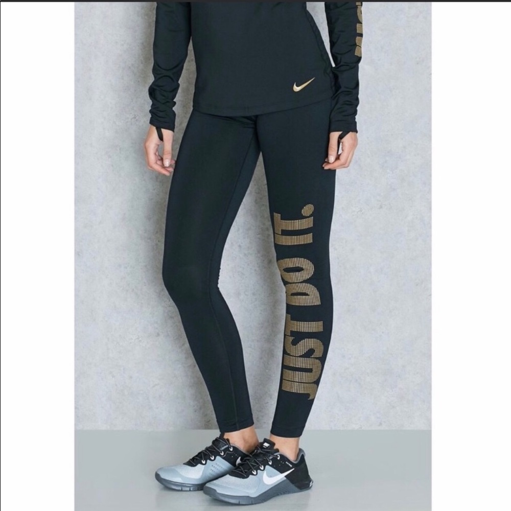 Nike fleece lined leggings